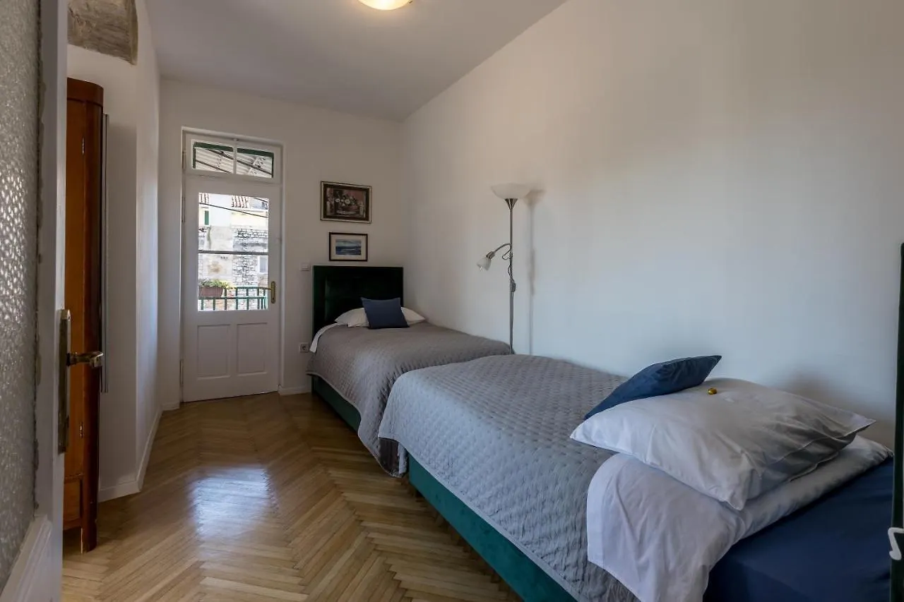 The Heart Of Palace Apartment Split Croatia